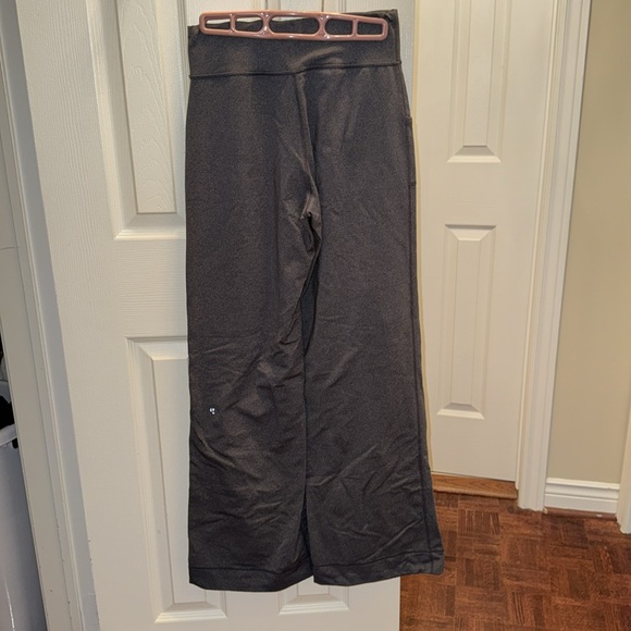 Lululemon Wide Leg Grey Pant - Picture 2 of 6